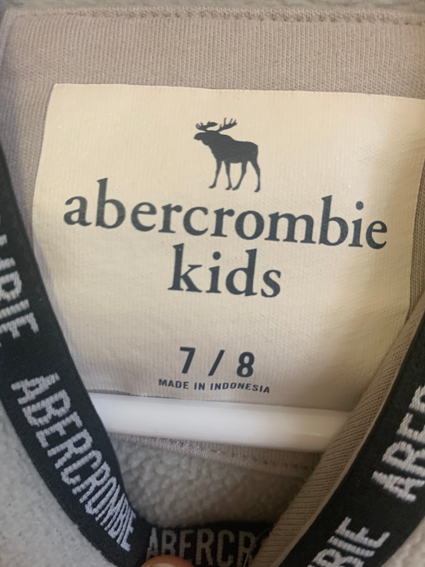 Abercrombie Kids grey fleece hoodie. Size 7/8