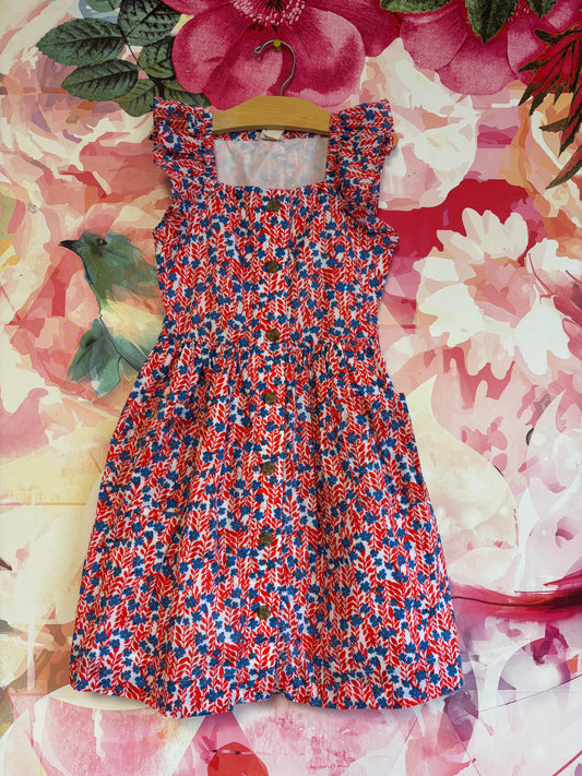 Crewcuts red, blue, white flutter sleeve floral dress with front button closure & front pockets. Size 8