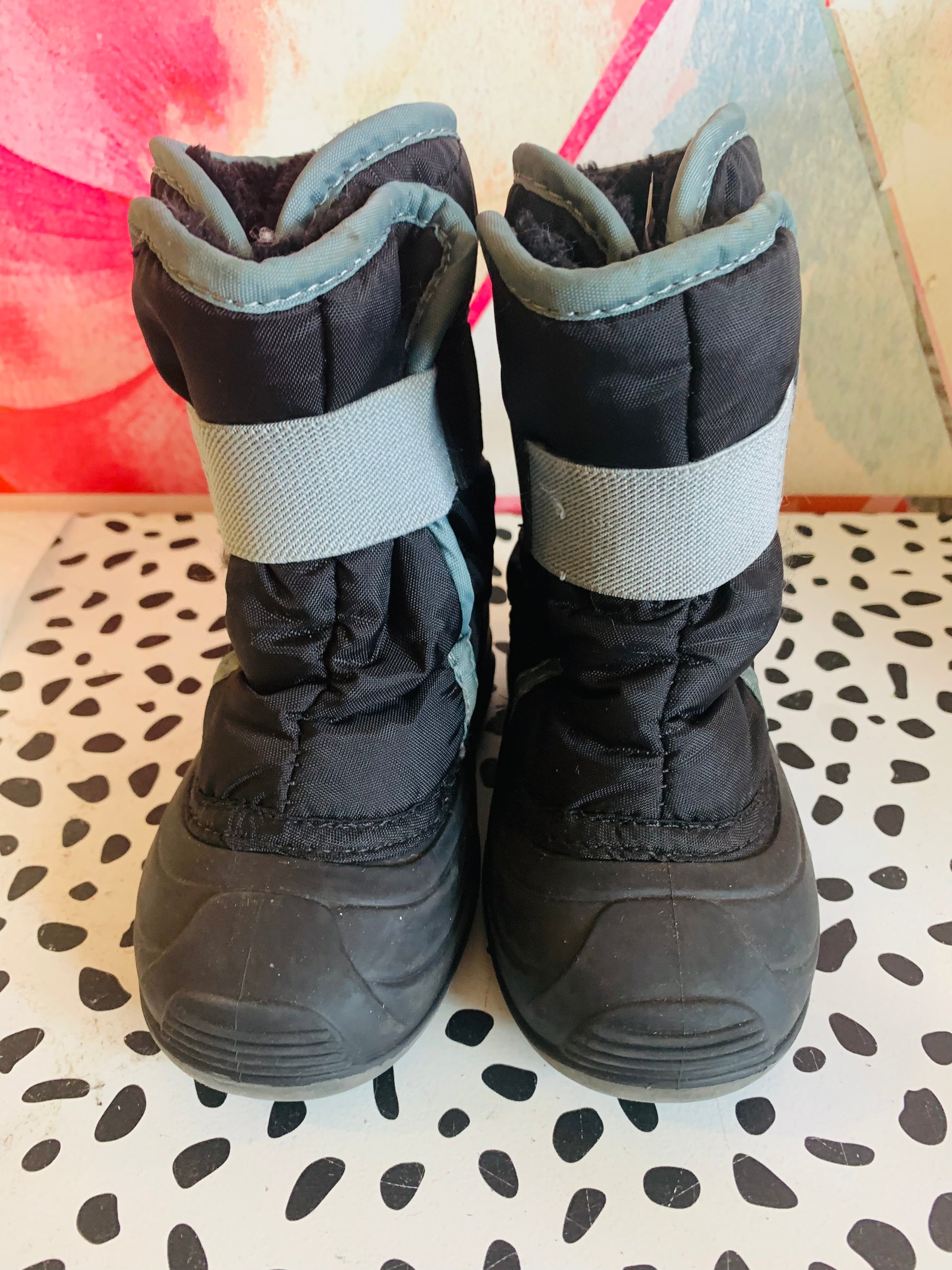 Kamik Snowbug black kids winter boots. Foam fur Insulation. Waterpro Cloud Bunny