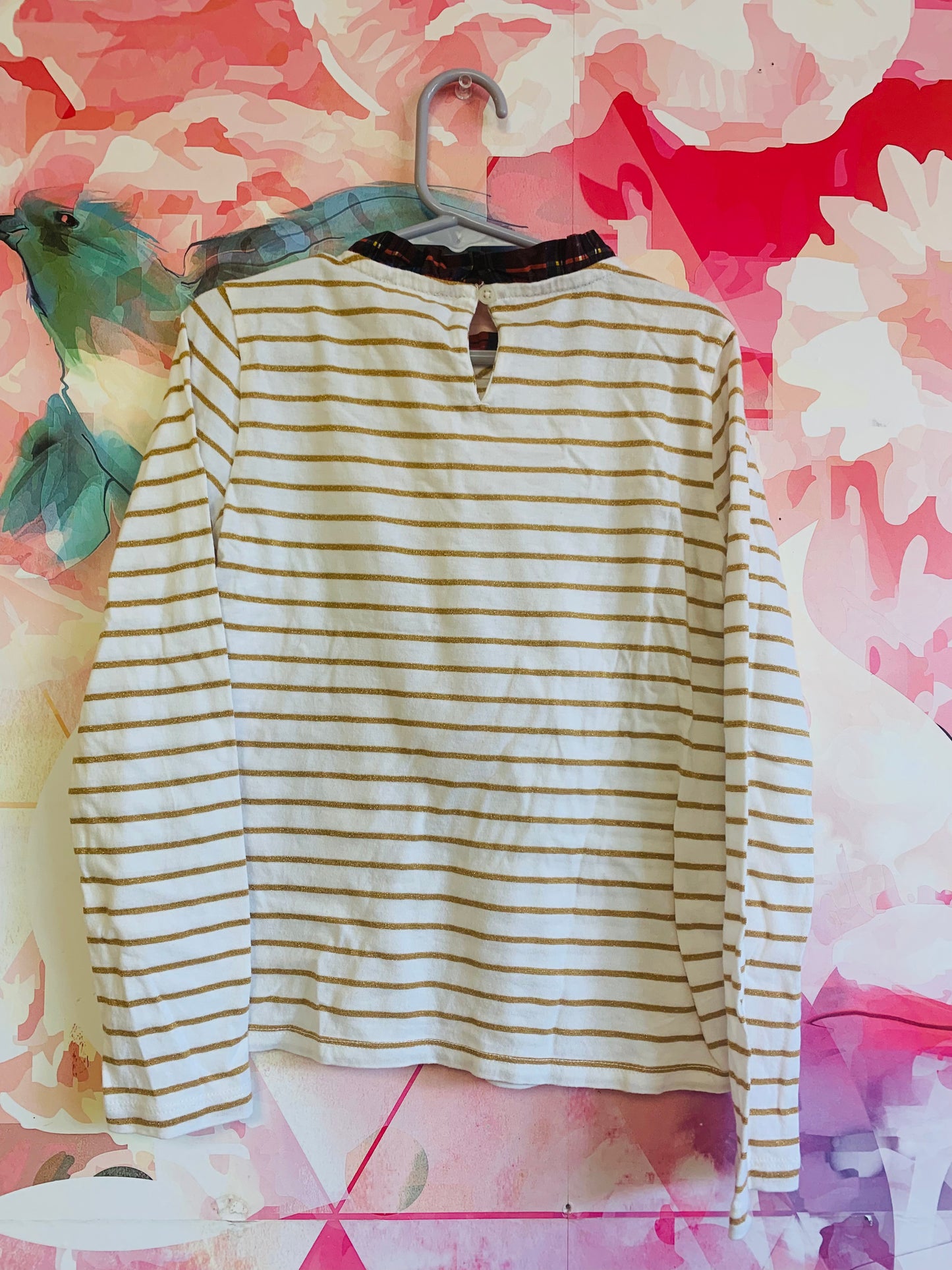 Crewcuts white & gold stripe long sleeve top with plaid ruffle collar. Size 6/7