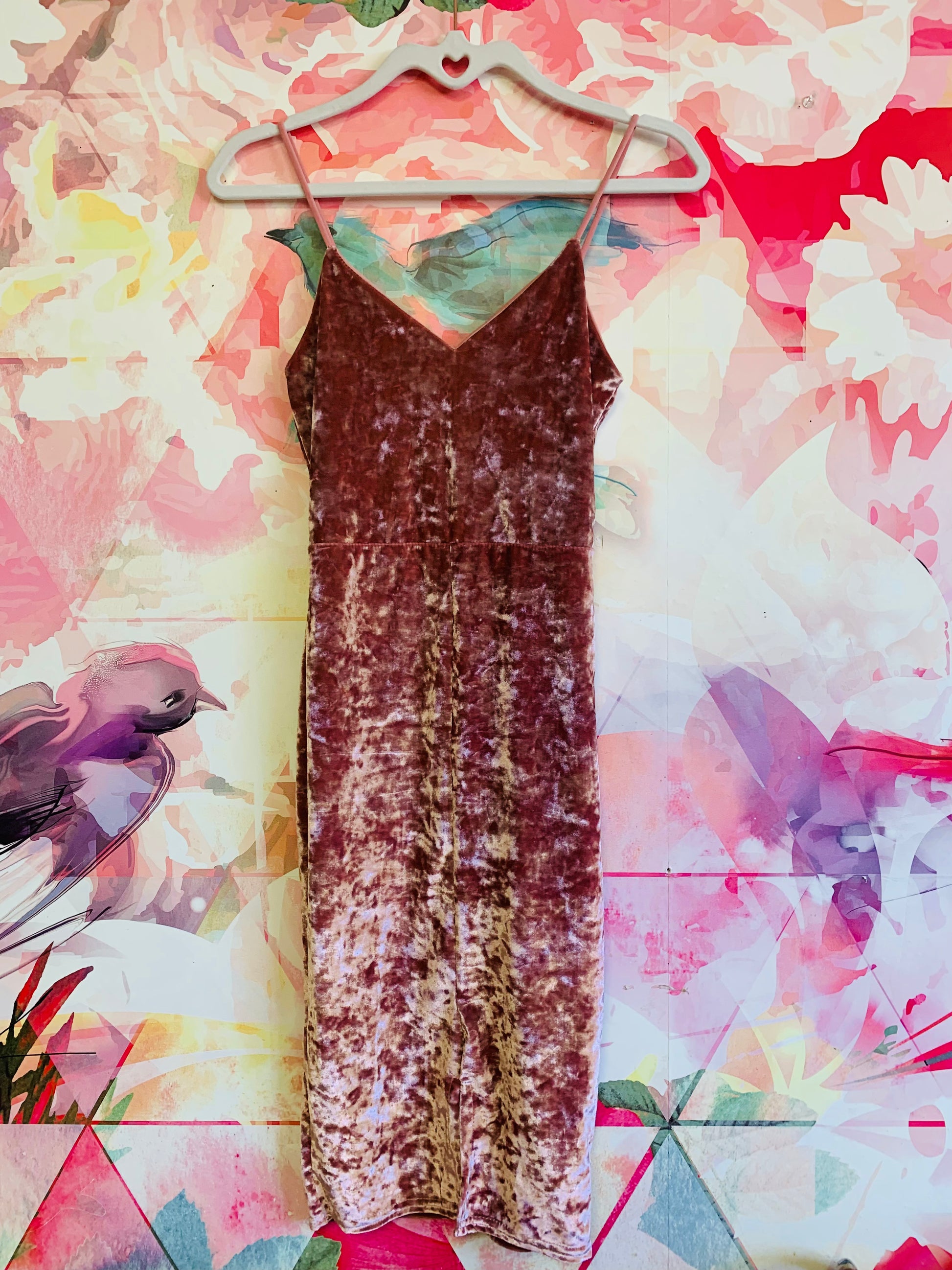 Missguided pink crushed velour spaghetti strap fitted dress. Size 0. Missguided pink crushed velour spaghetti strap fitted dress. Size 0.