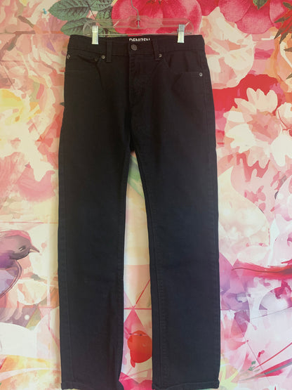 Denizen from Levi’s black jeans. Skinny fit. Size 16 regular