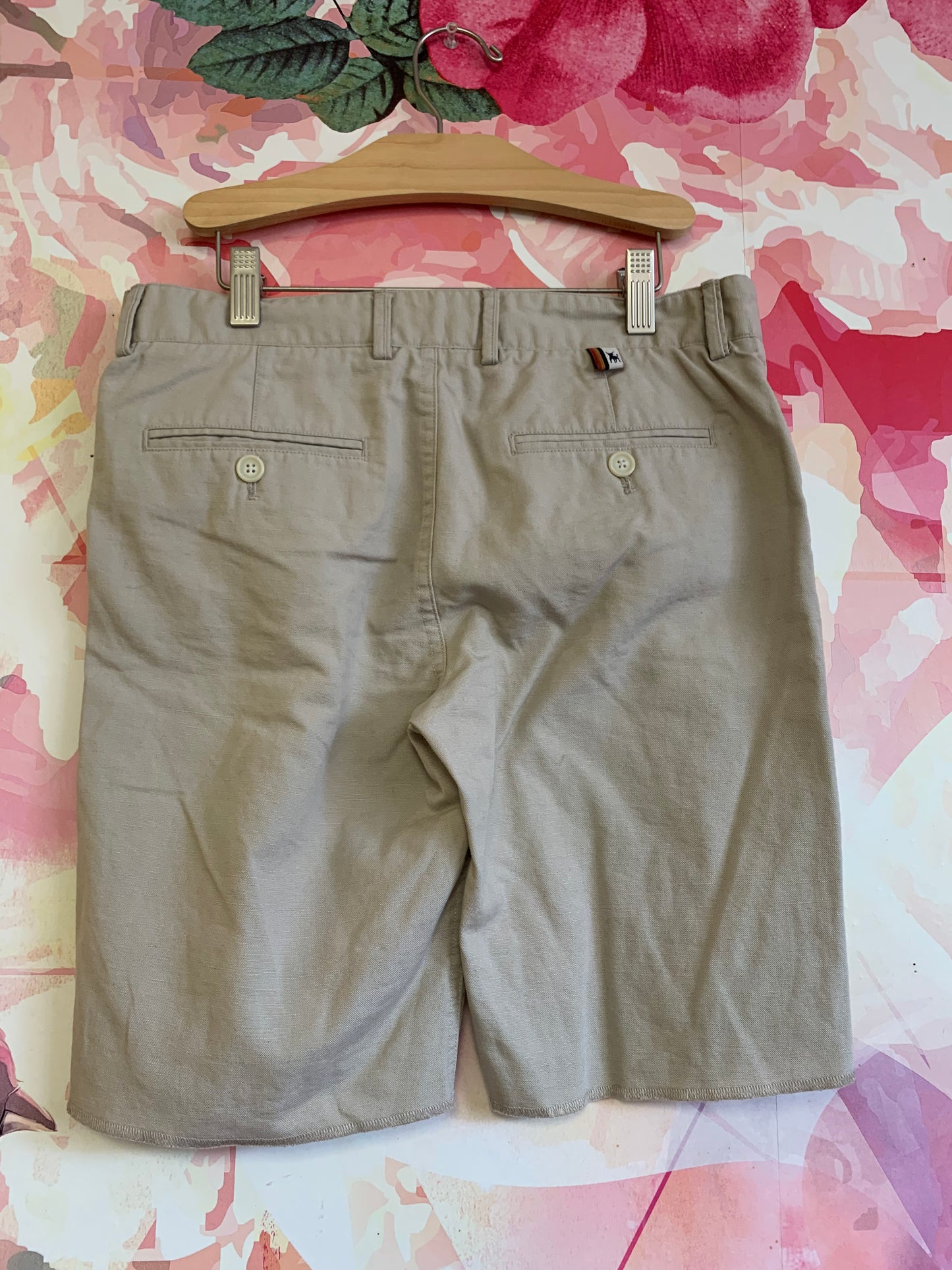 The Miniatura khaki shorts. Size 12