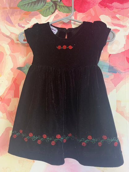 Bluberi Boulevard black velour short sleeve dress with red roses. Size 3-6m