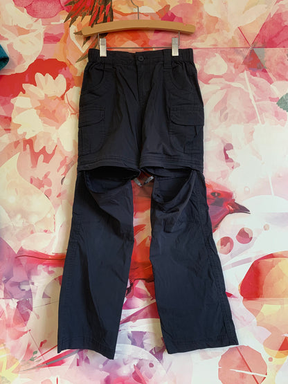 CQR navy blue convertible hiking pants. Lightweight, quick dry, zip off pants. Size 6/7