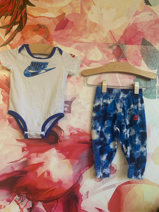 Nike blue/white short sleeve onesie & pants. Size 9m