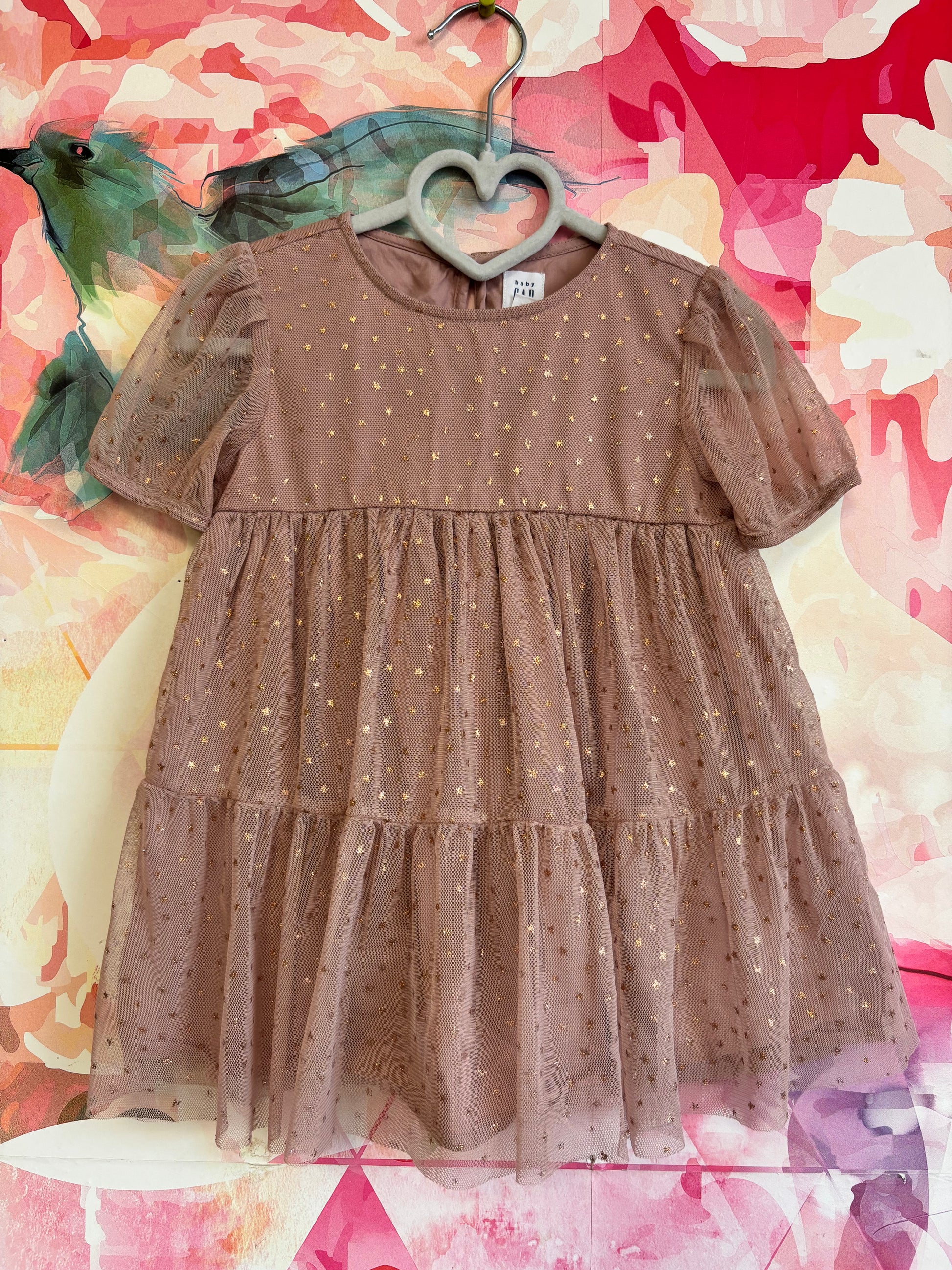 Baby Gap pink tulle short sleeve dress with hold stars. Size 2T. Baby Gap pink tulle short sleeve dress with hold stars. Size 2T.