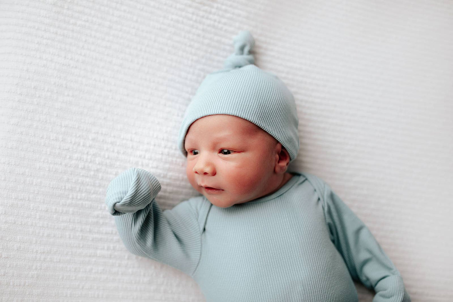 Three Little Tots - Blue Bird Knotted Gown: Gown & Hat