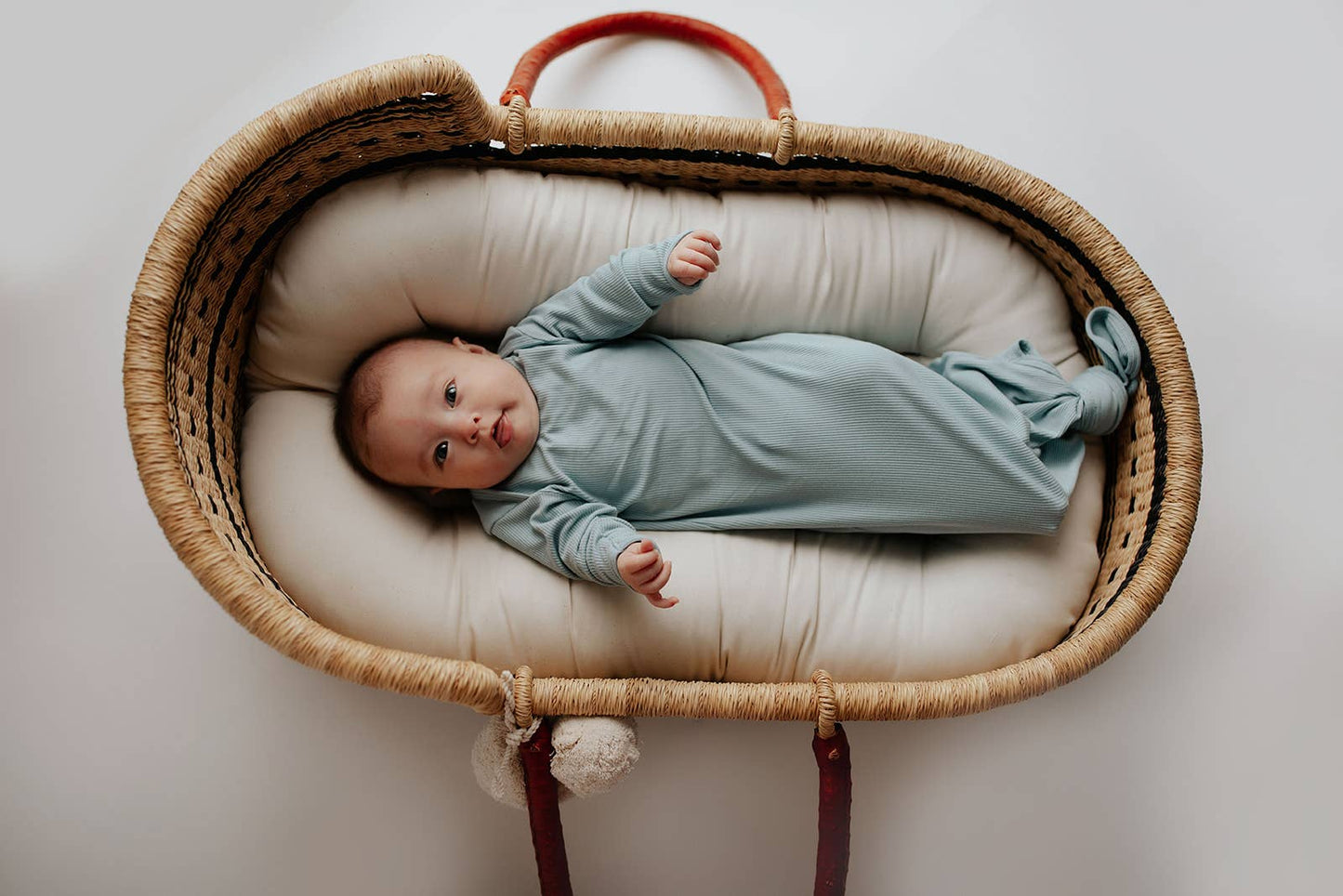 Three Little Tots - Blue Bird Knotted Gown: Gown & Hat