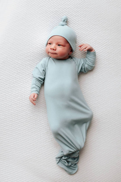 Three Little Tots - Blue Bird Knotted Gown: Gown & Hat