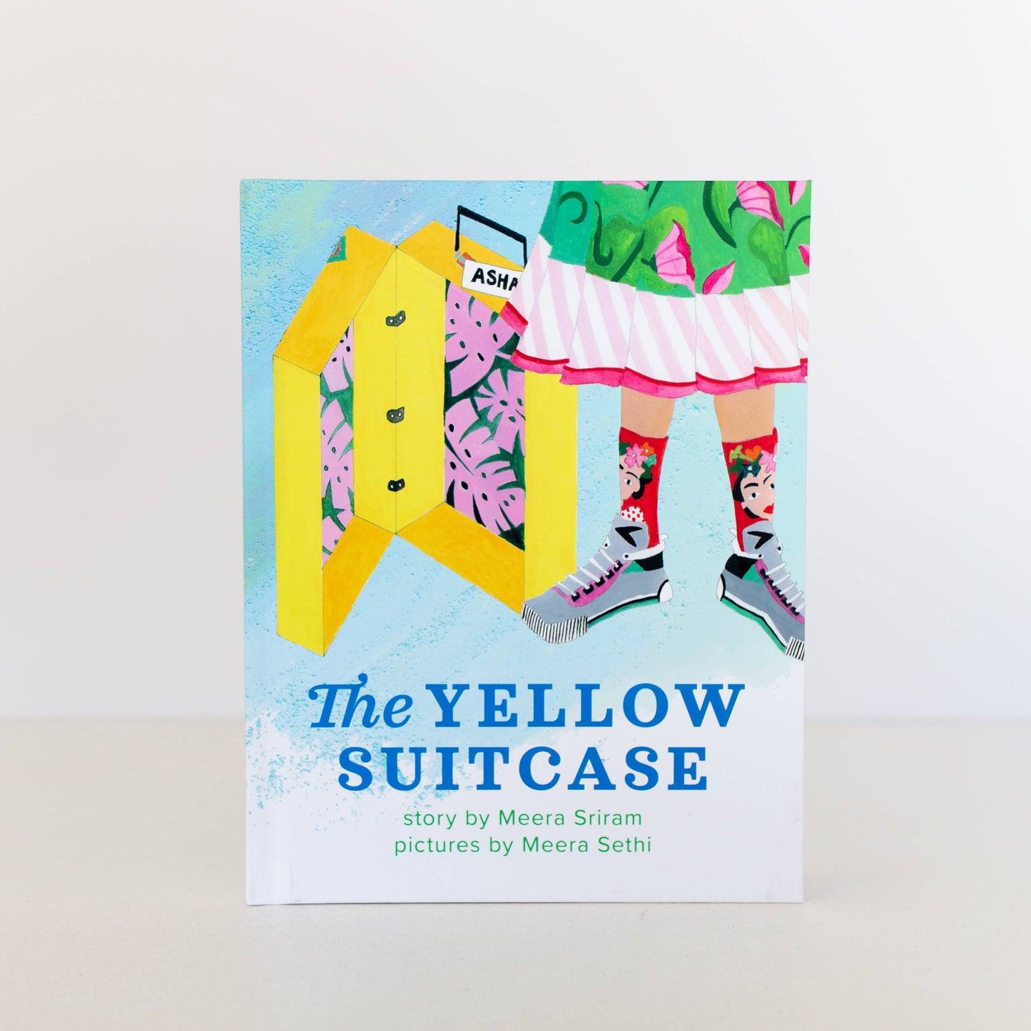 The Yellow Suitcase (illustrated children's book)